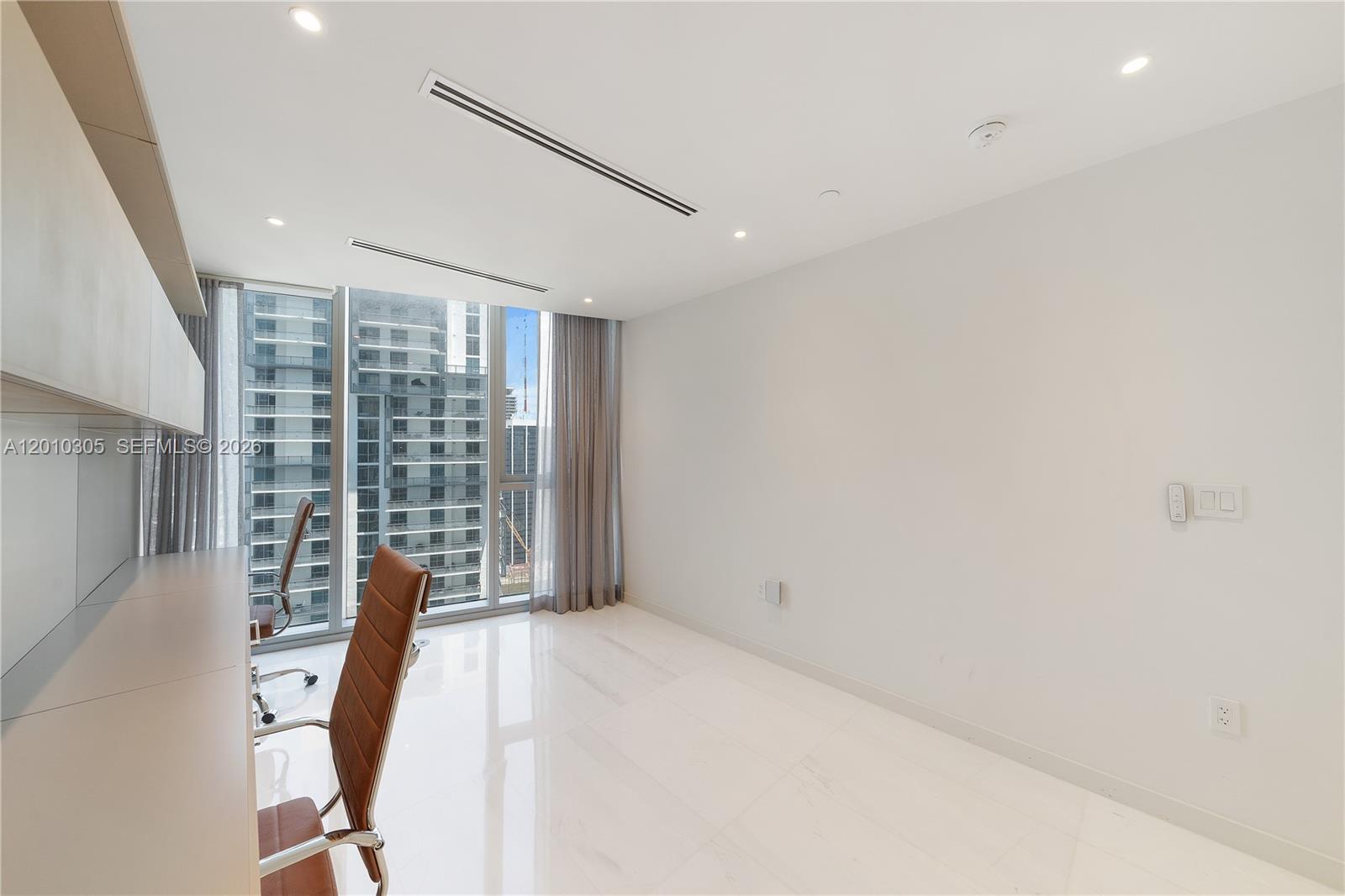 300 Biscayne Blvd Way
