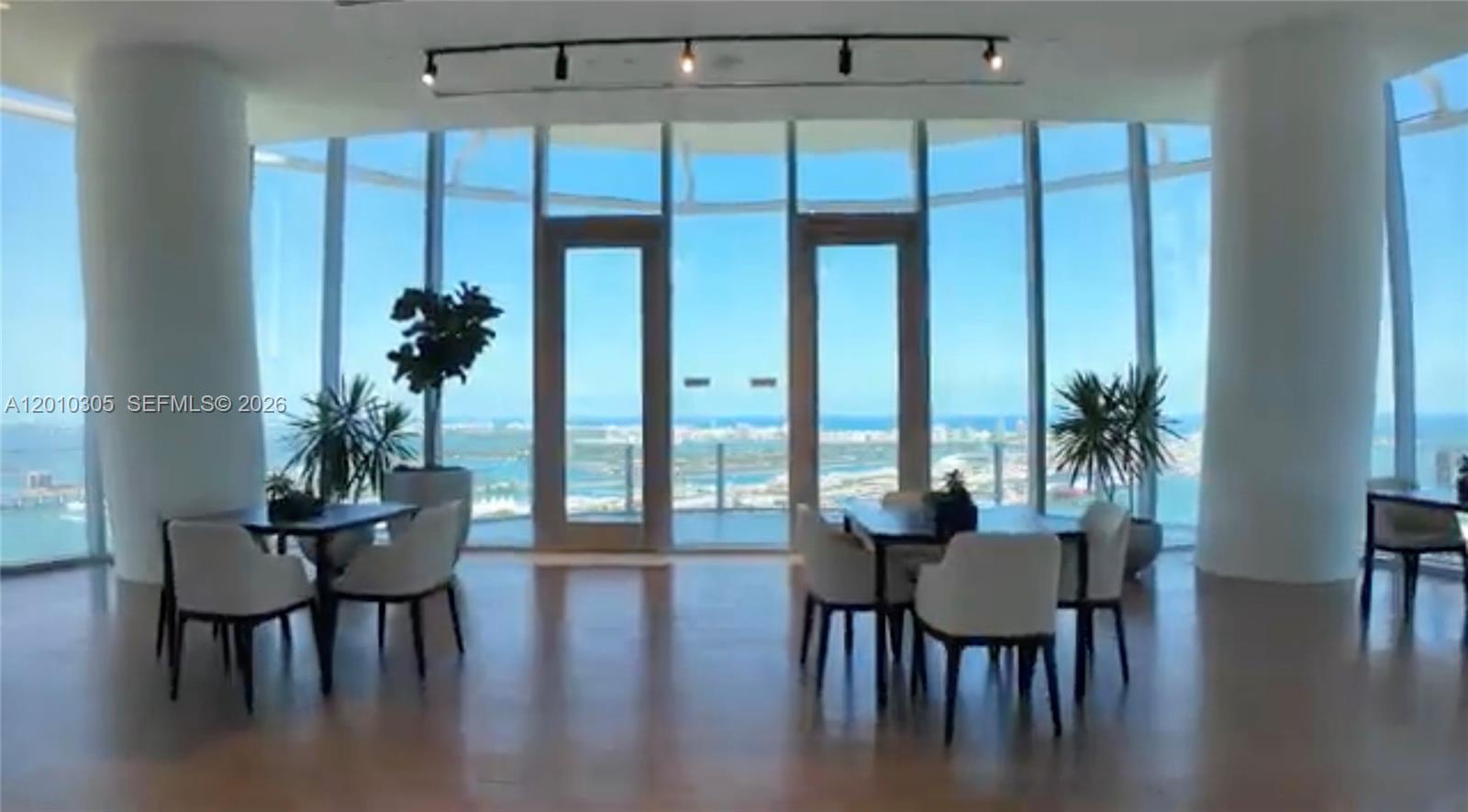 300 Biscayne Blvd Way
