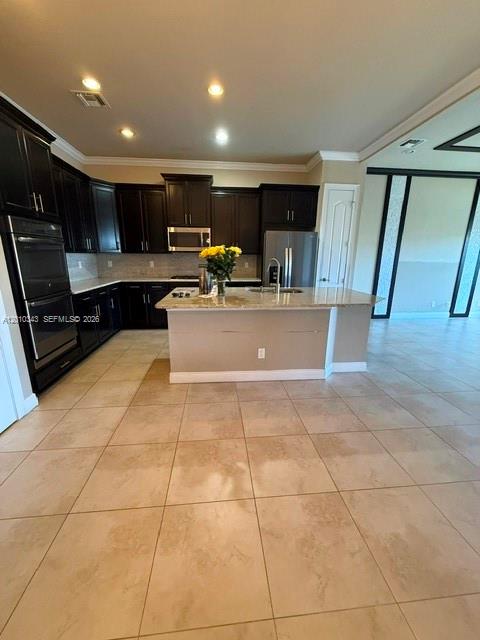 9751 Lakeview Lane