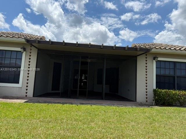 9751 Lakeview Lane