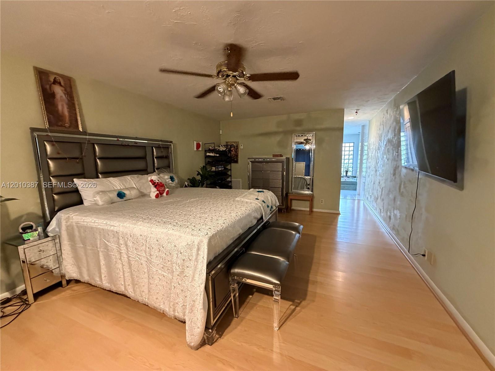 404 NW 112th Avenue