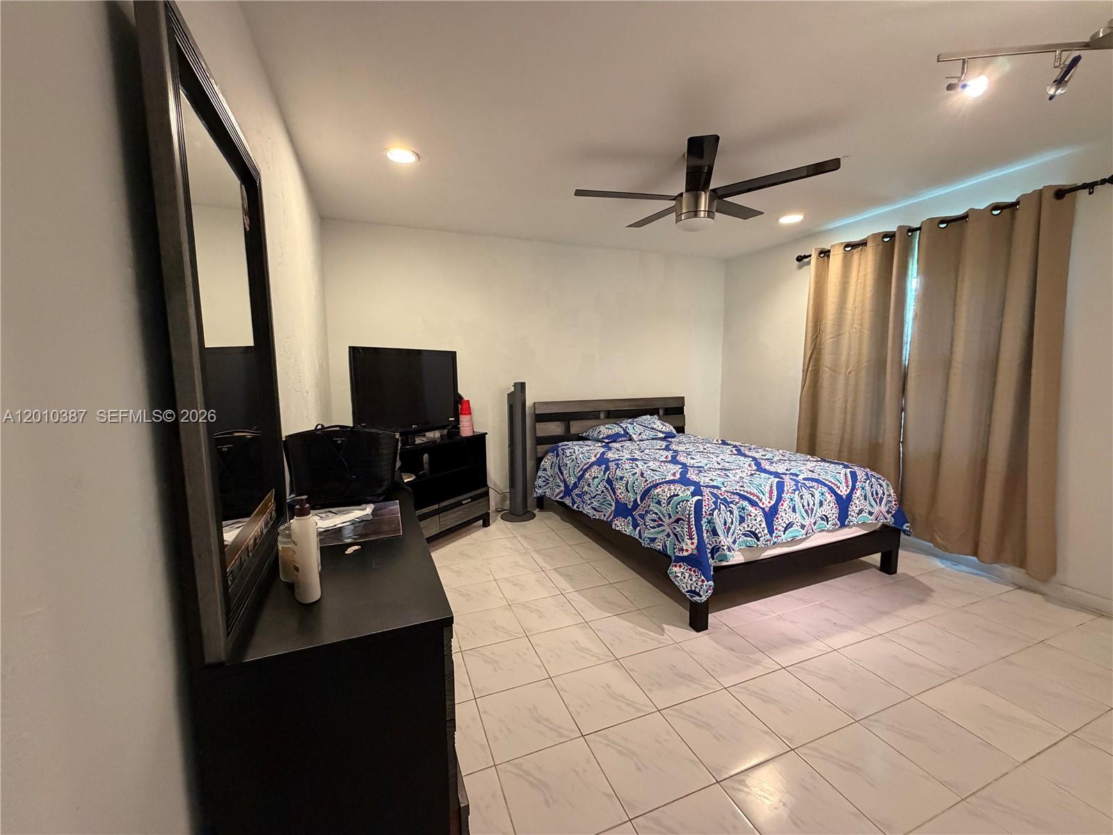 404 NW 112th Avenue