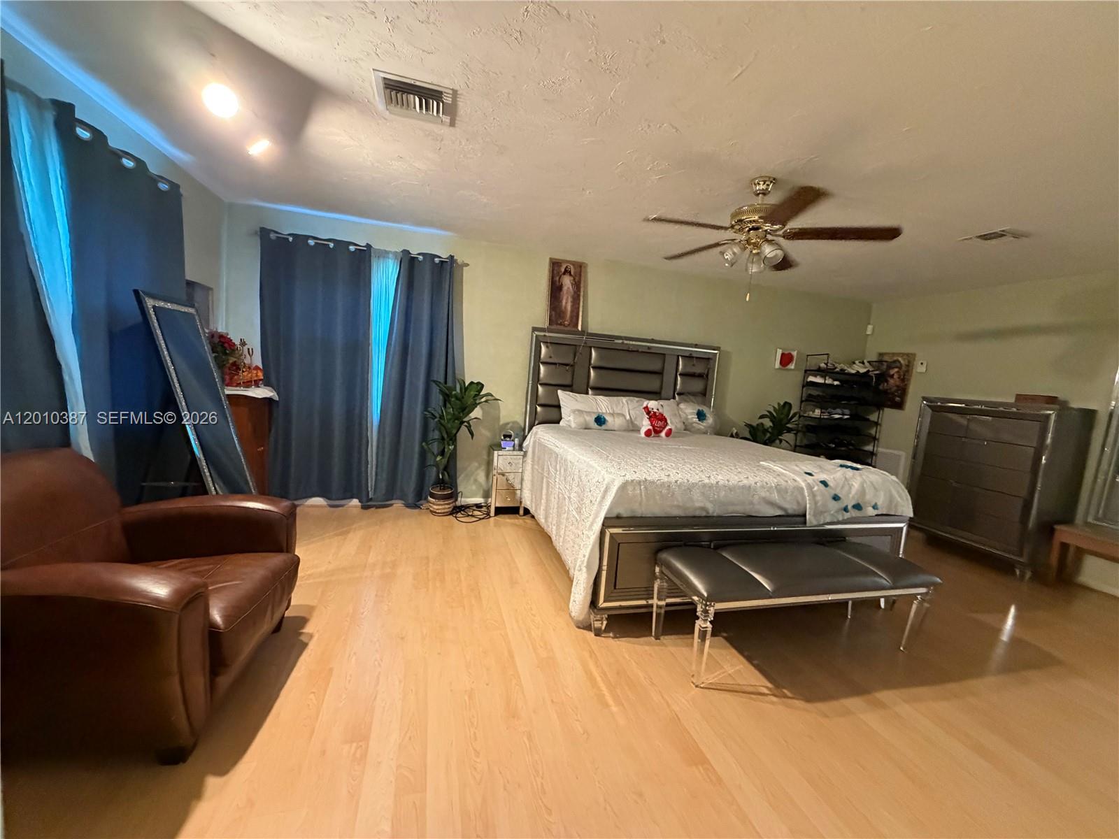 404 NW 112th Avenue