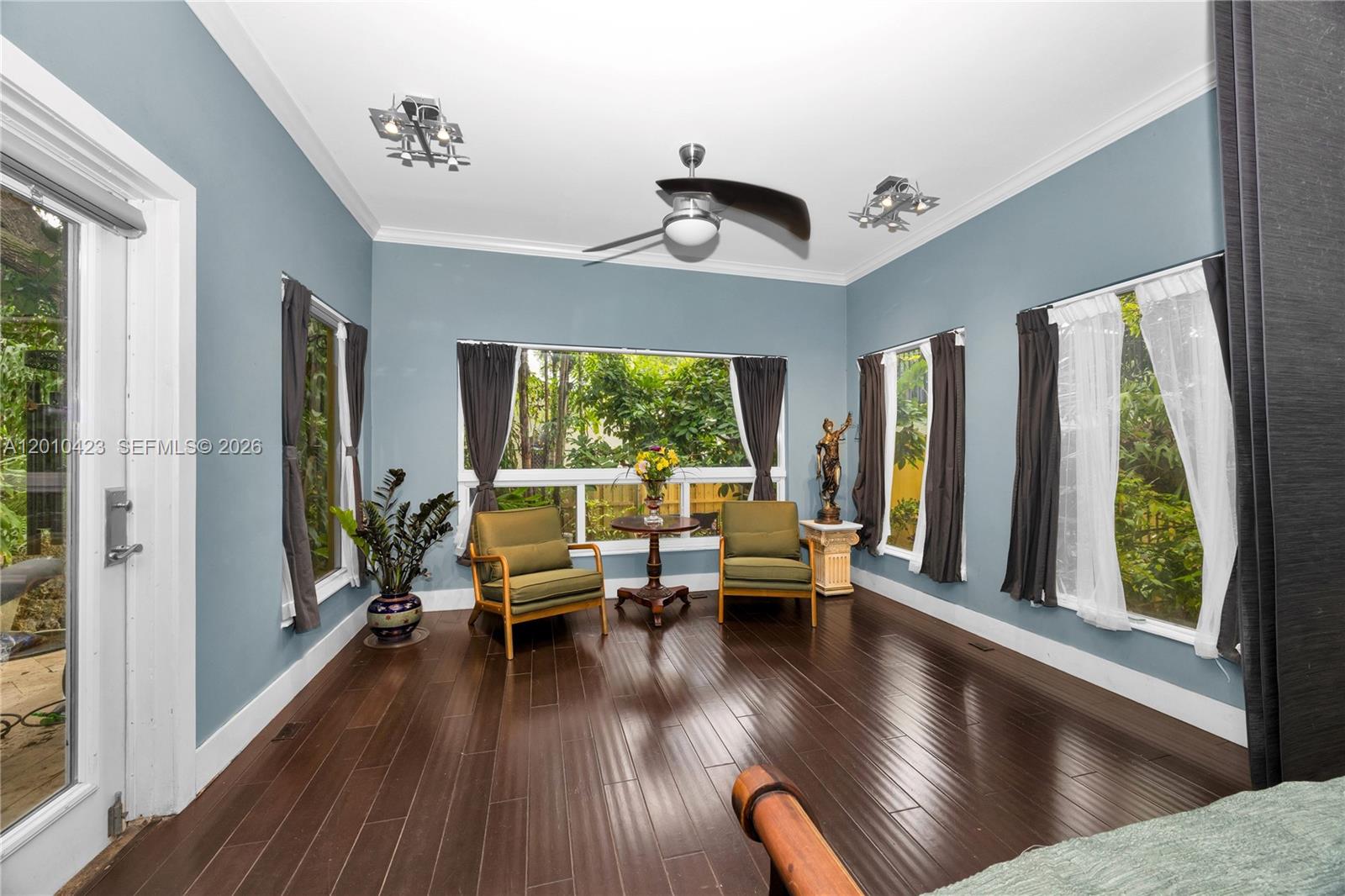 650 NE 76th Street
