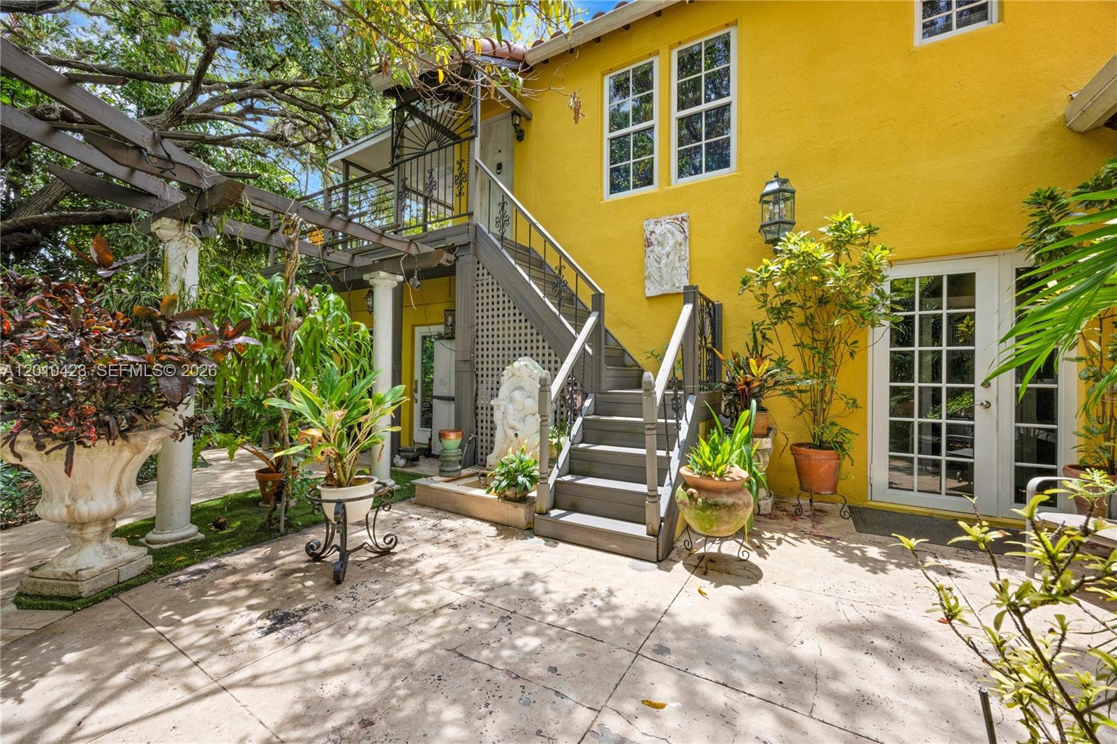 650 NE 76th Street