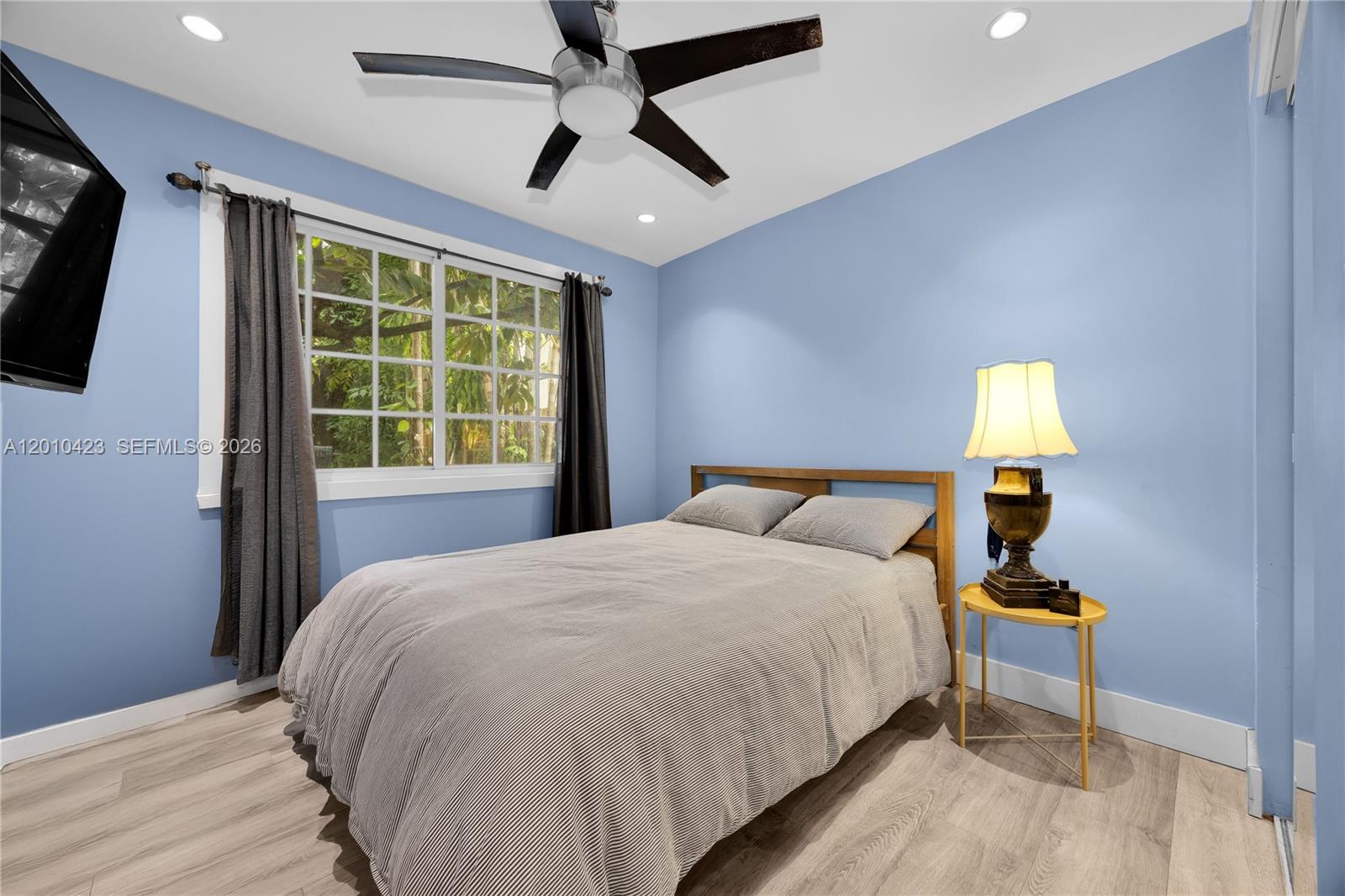 650 NE 76th Street