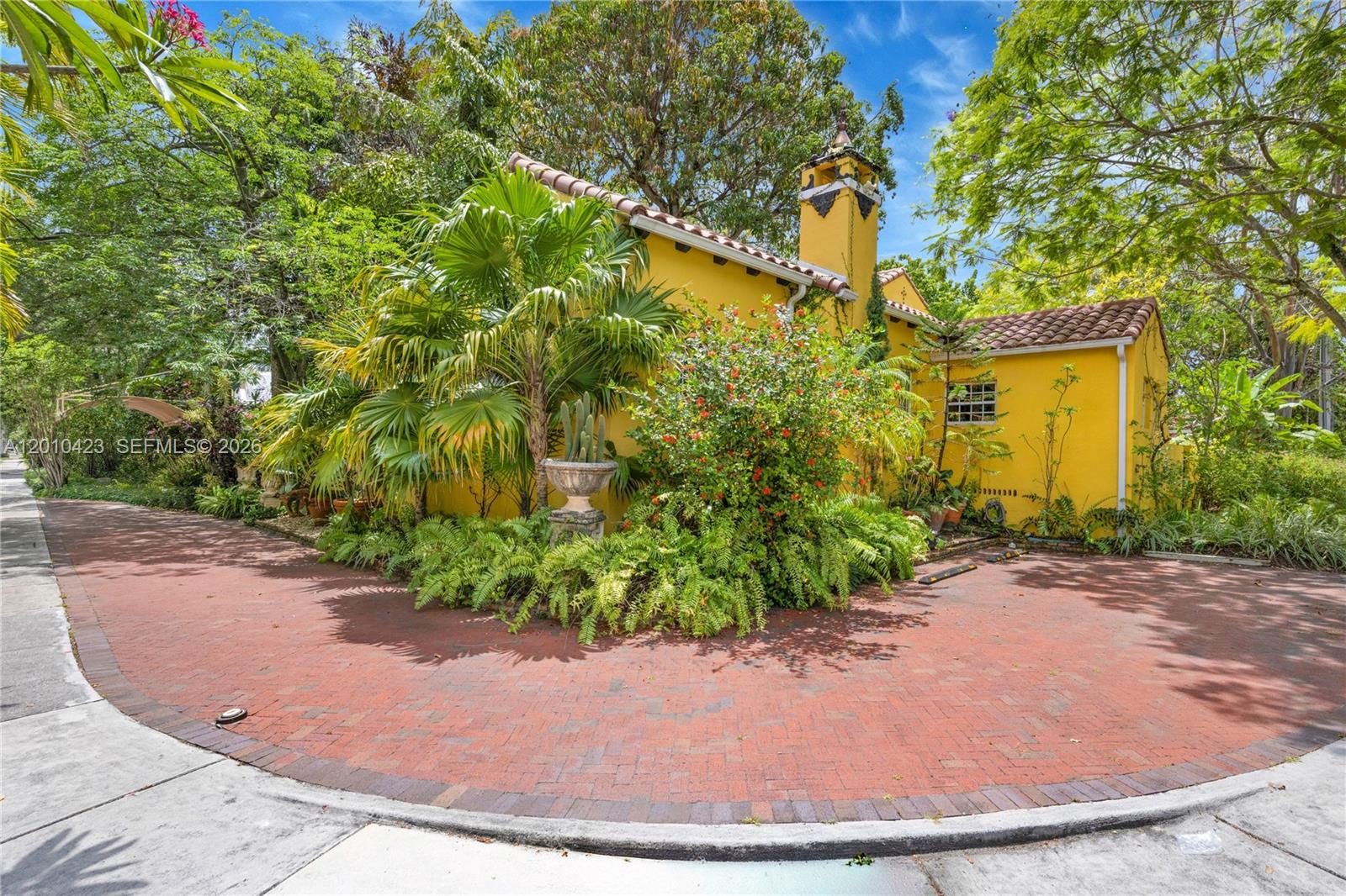 650 NE 76th Street