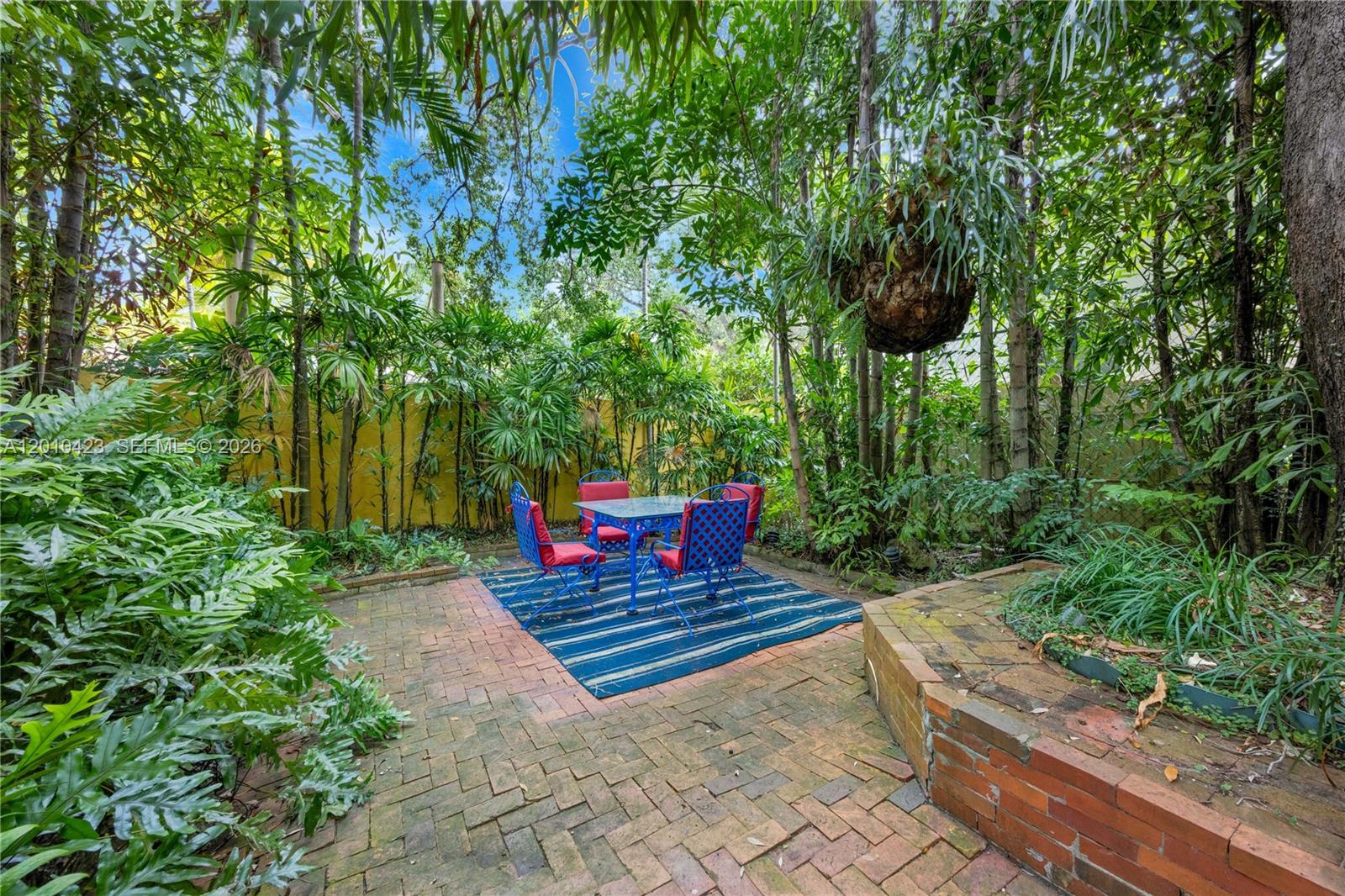 650 NE 76th Street