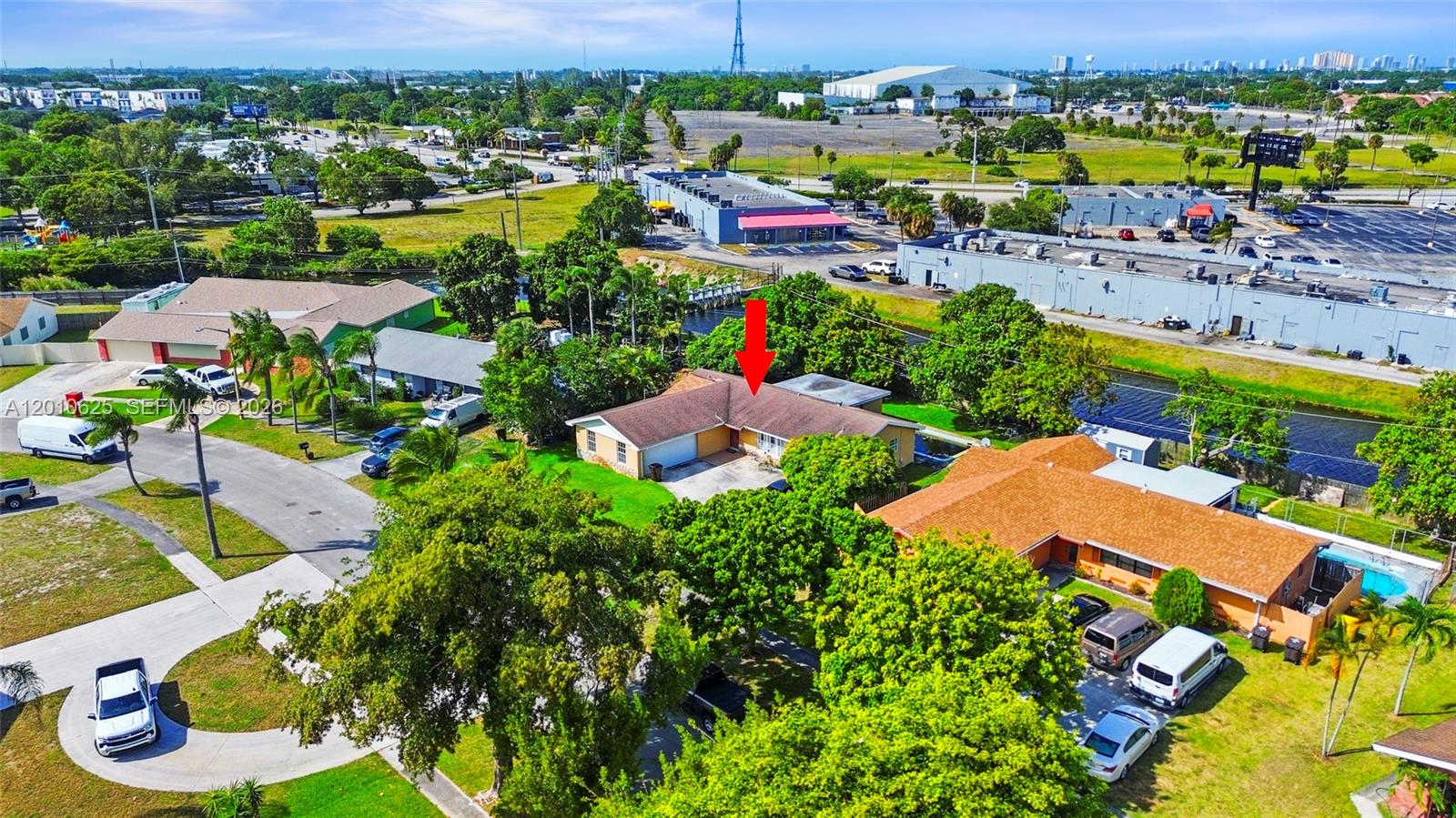 1831 Hiltonia Circle