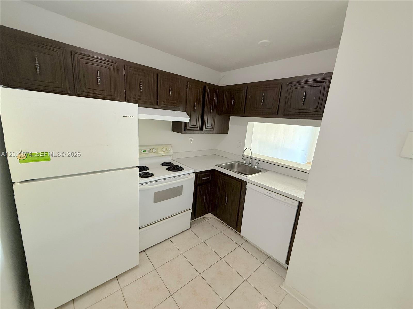 482 NW 165th St Road