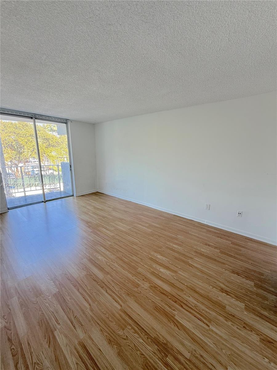 482 NW 165th St Road