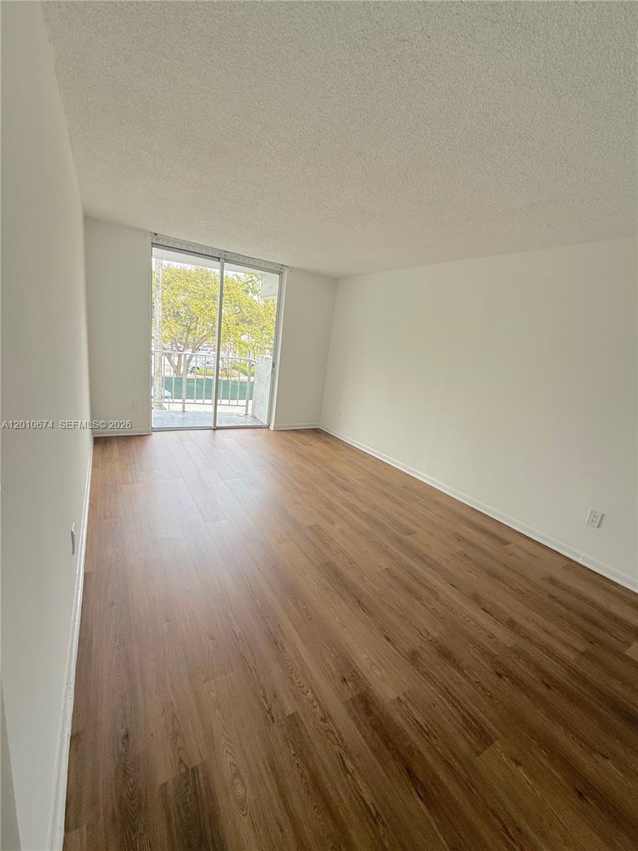 482 NW 165th St Road