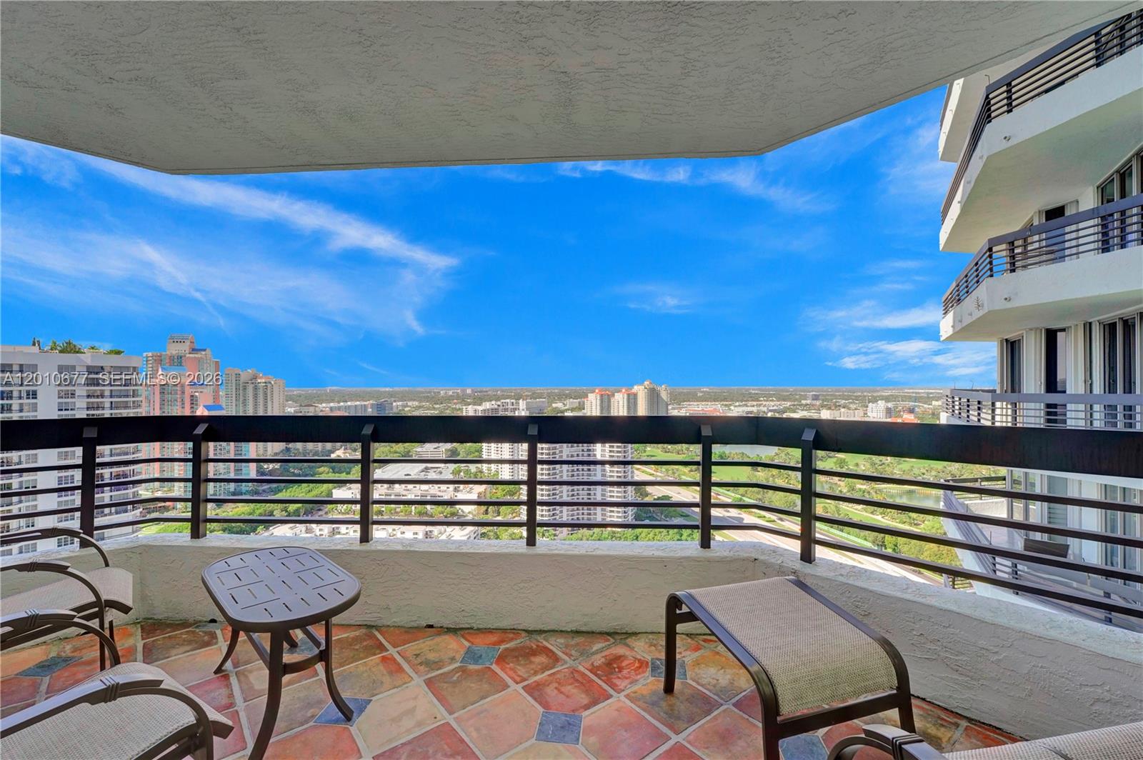 3500 Mystic Pointe Drive
