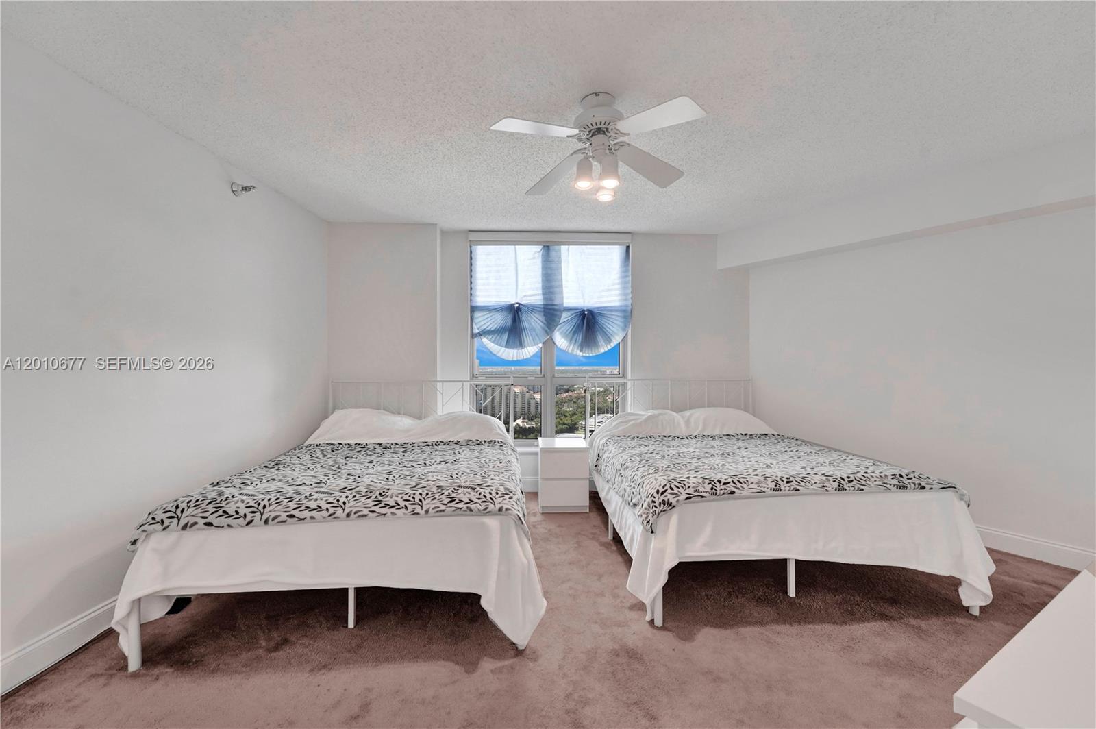 3500 Mystic Pointe Drive