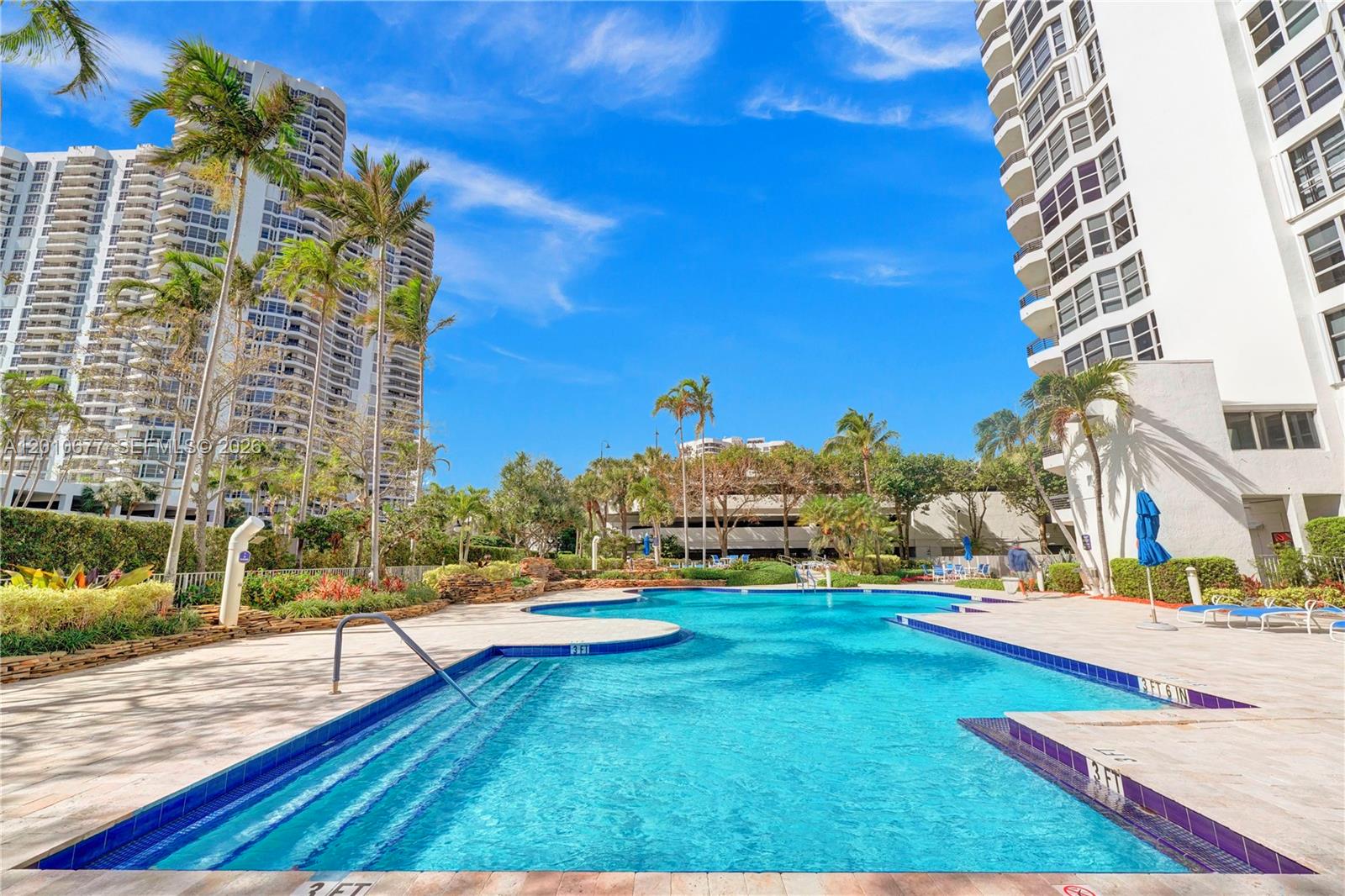 3500 Mystic Pointe Drive