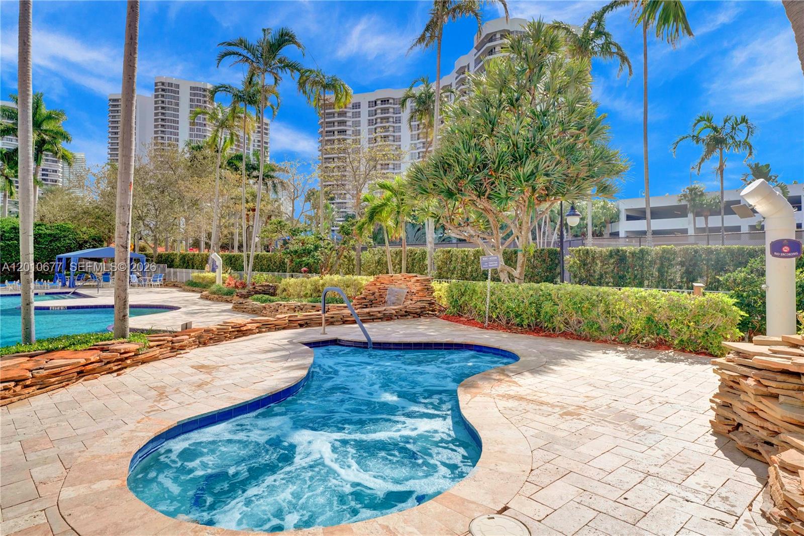 3500 Mystic Pointe Drive