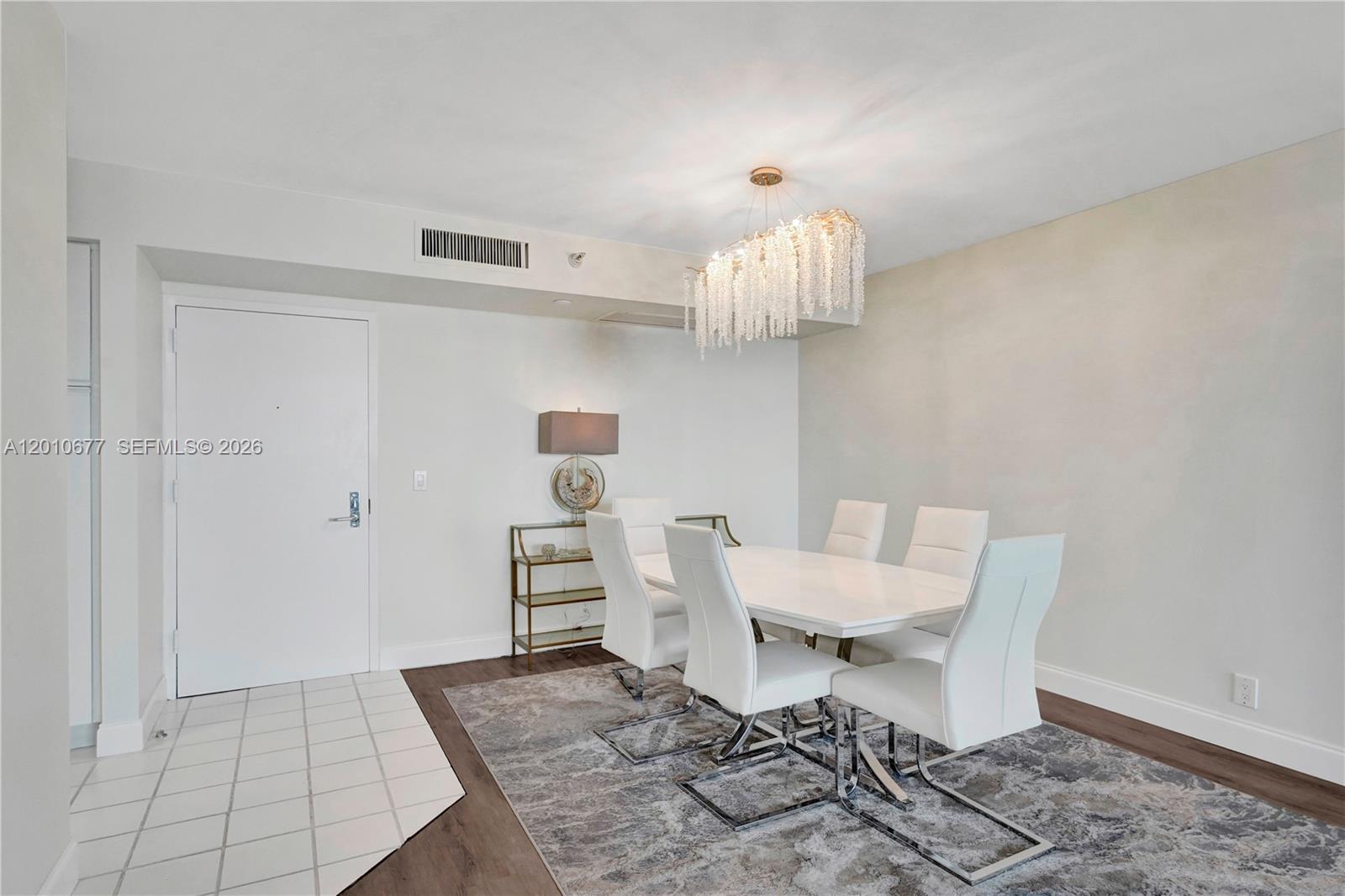 3500 Mystic Pointe Drive