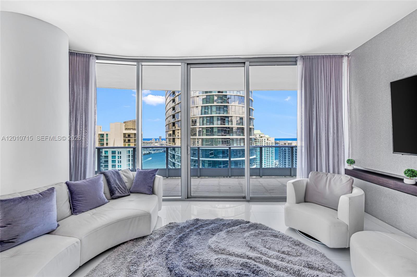 200 Biscayne Boulevard Way