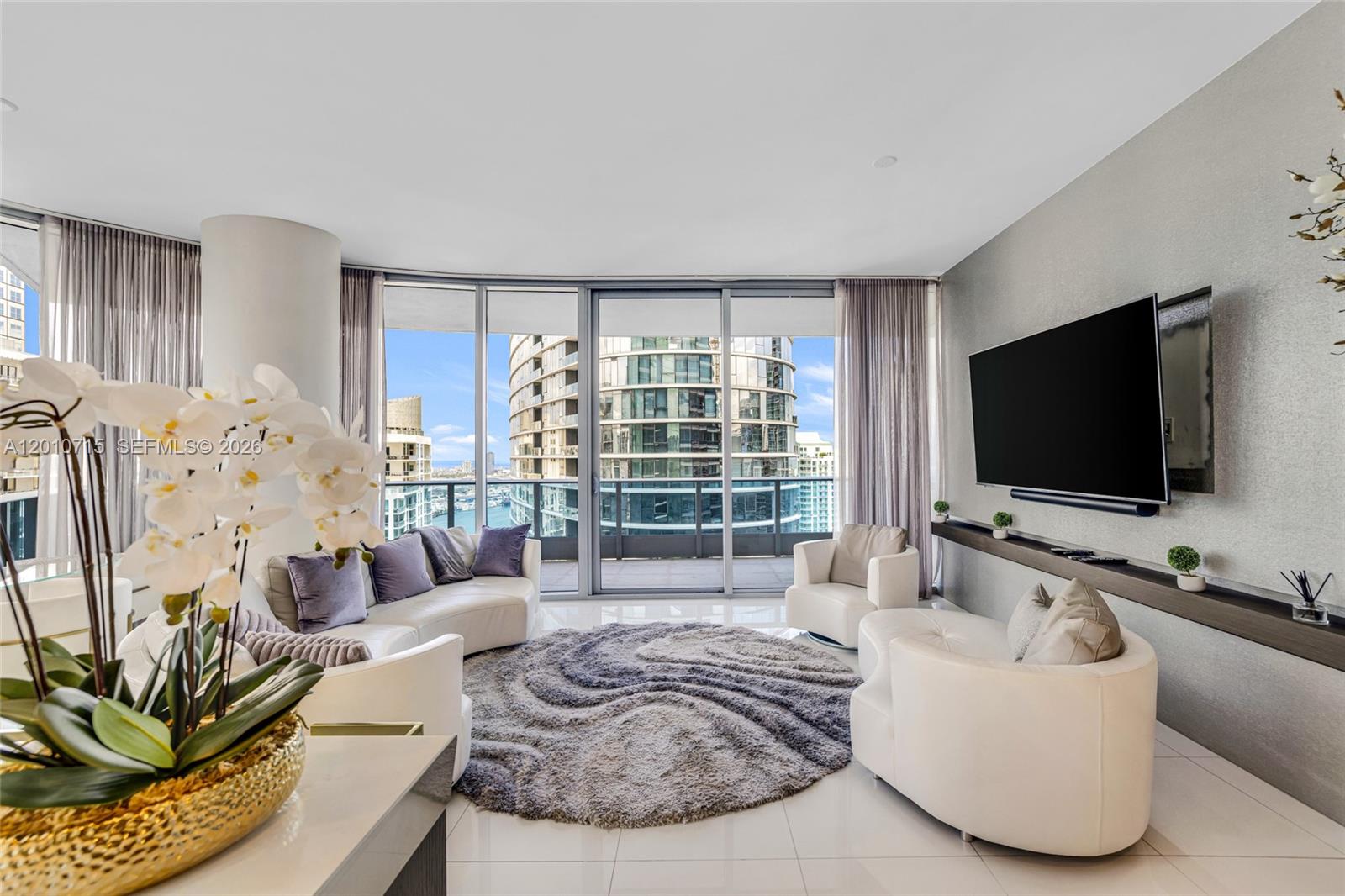 200 Biscayne Boulevard Way