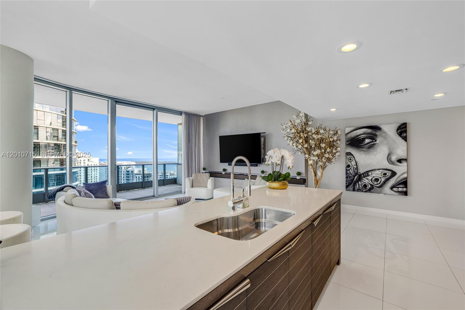 200 Biscayne Boulevard Way