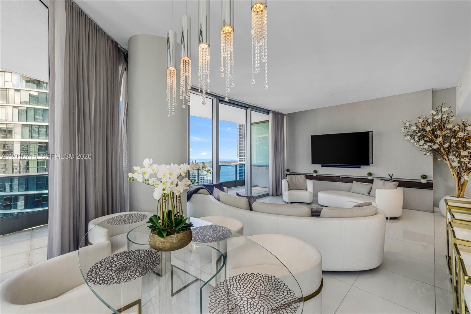 200 Biscayne Boulevard Way