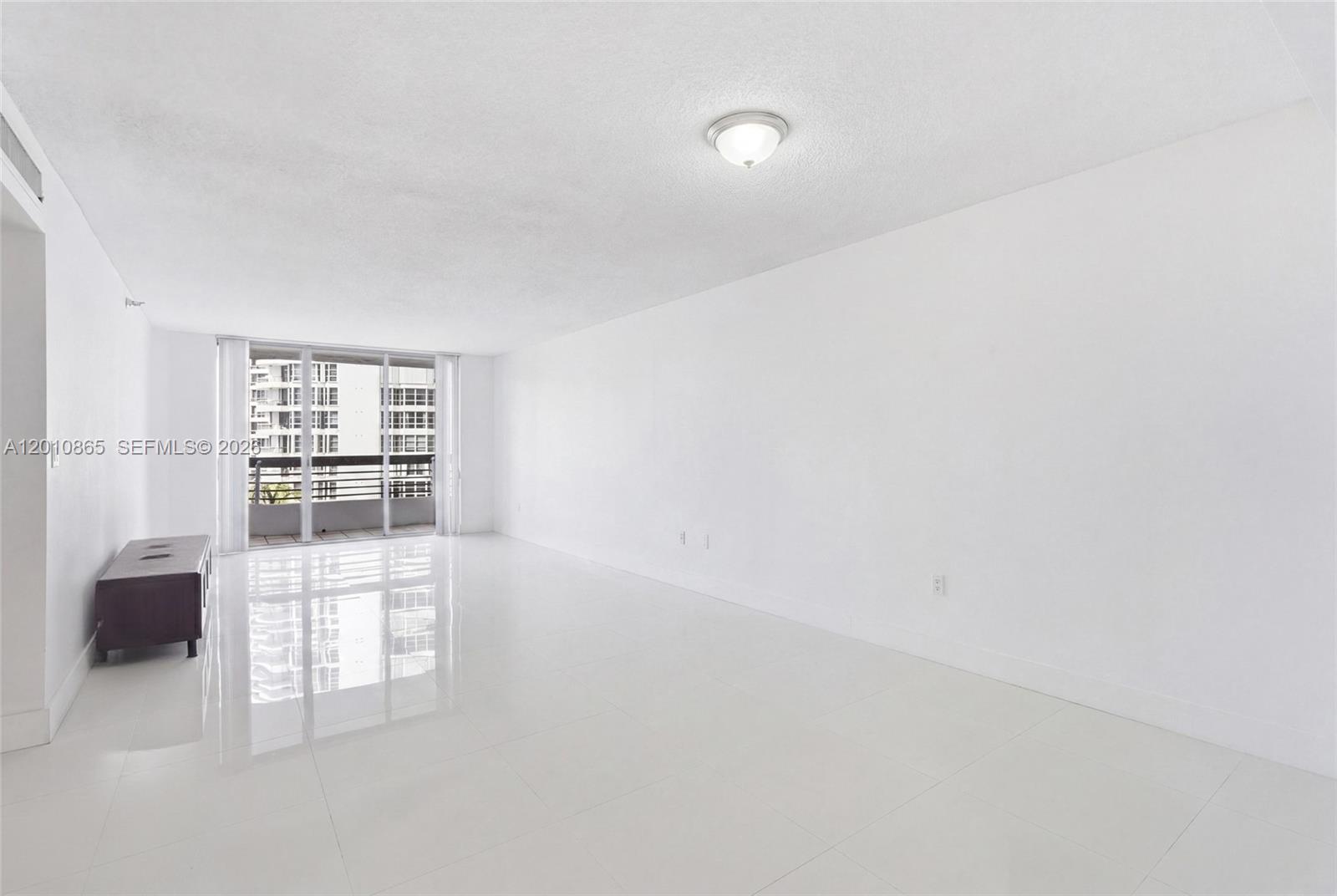 19195 NE 36th Court