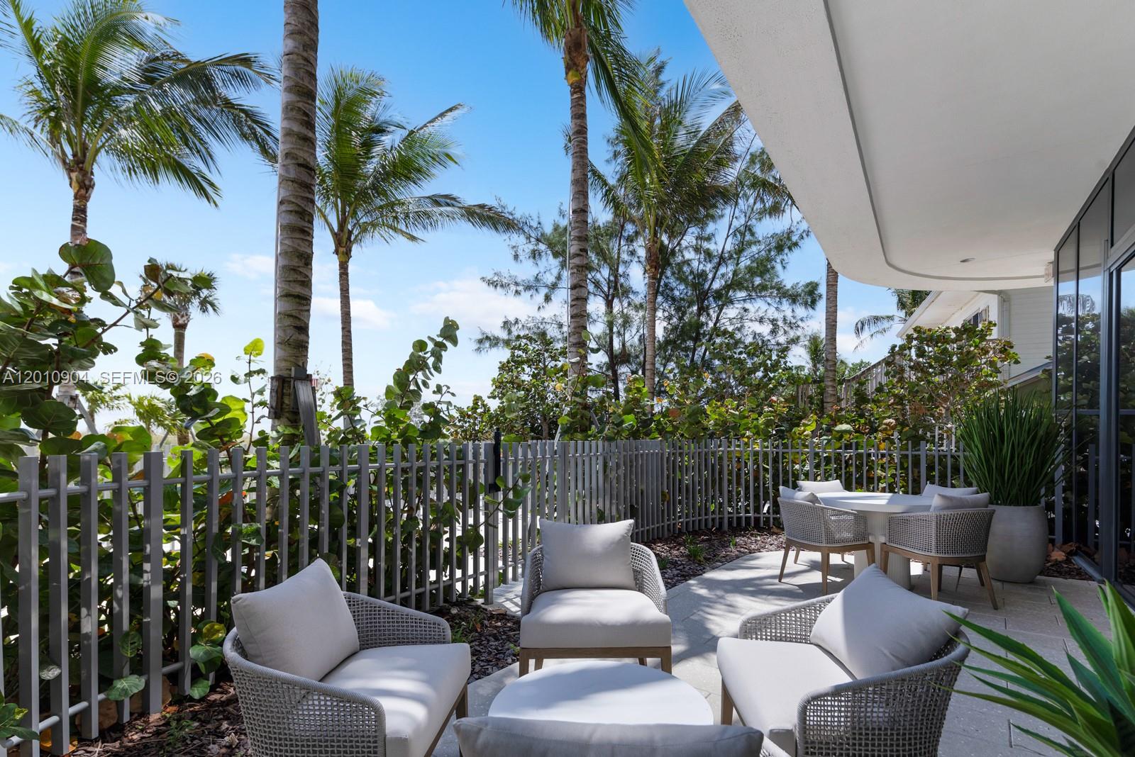 900 N Ocean Boulevard