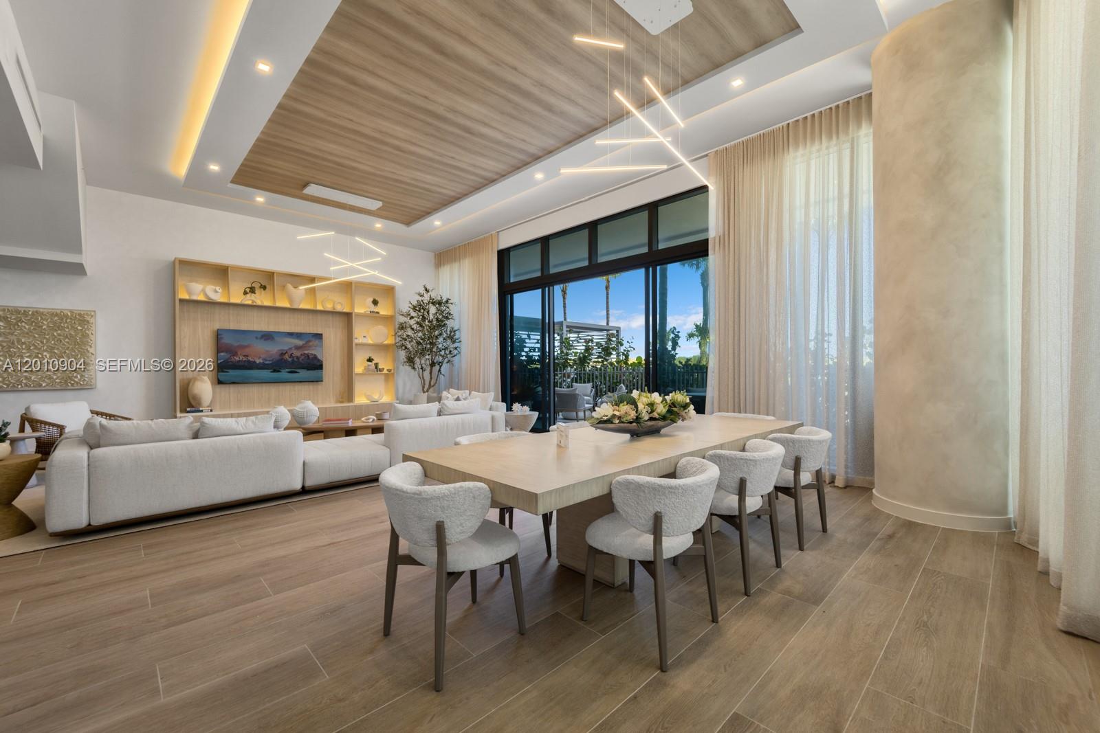 900 N Ocean Boulevard