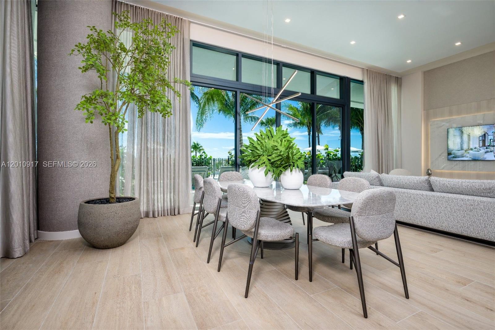 900 N Ocean Boulevard