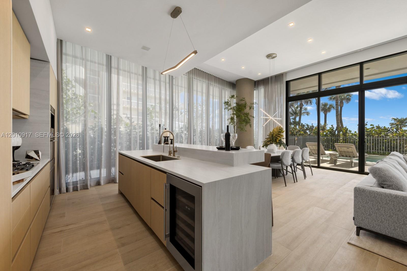 900 N Ocean Boulevard