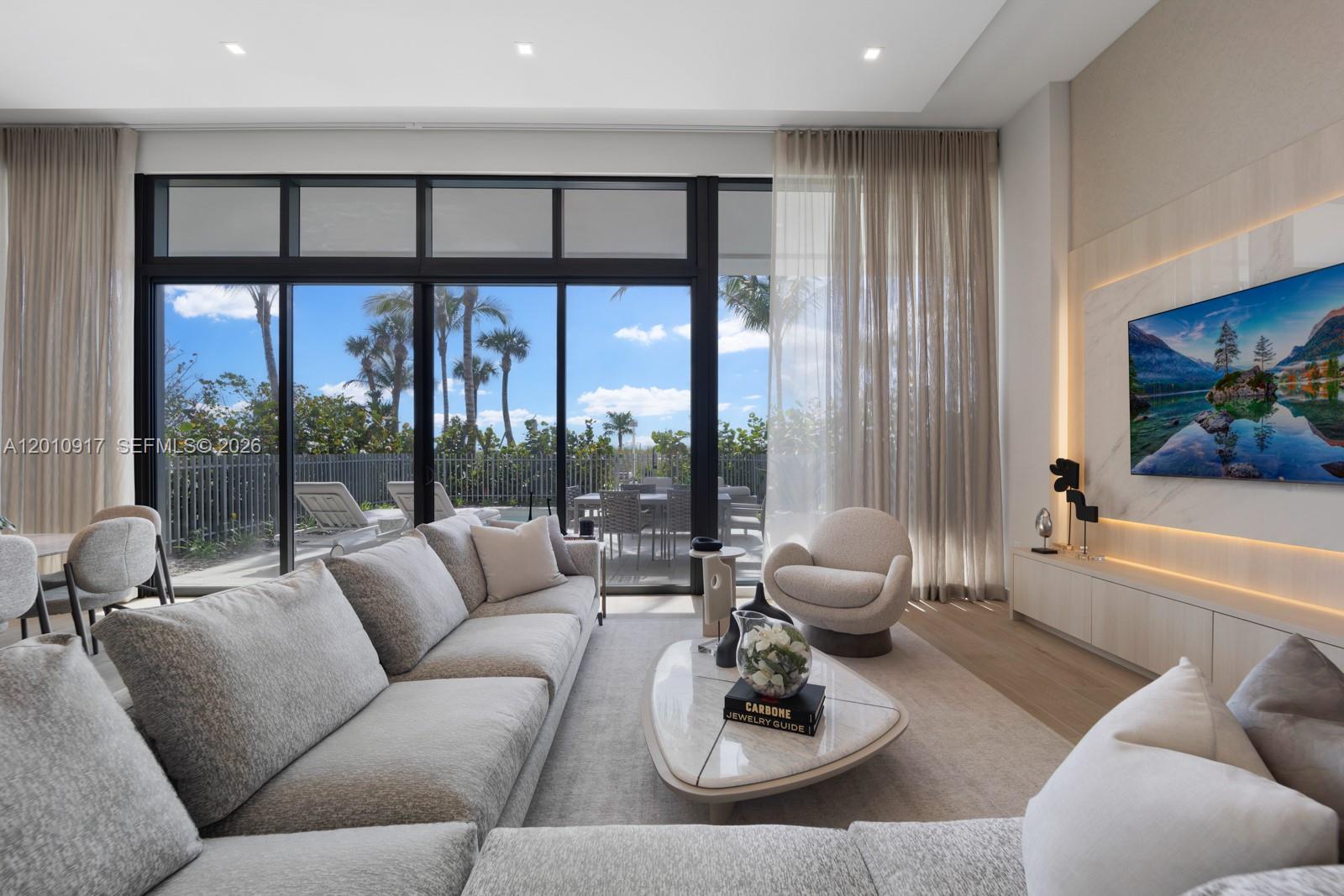 900 N Ocean Boulevard