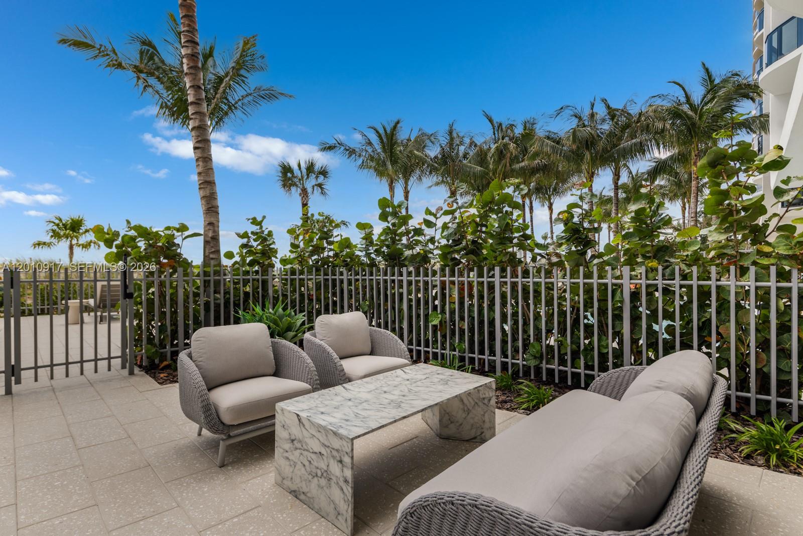 900 N Ocean Boulevard