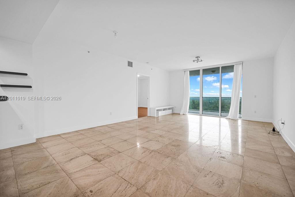 15051 Royal Oaks Lane