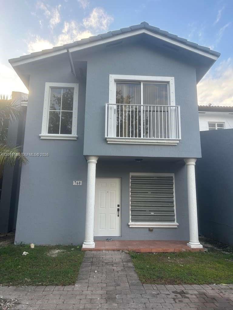 760 SW 6th Court