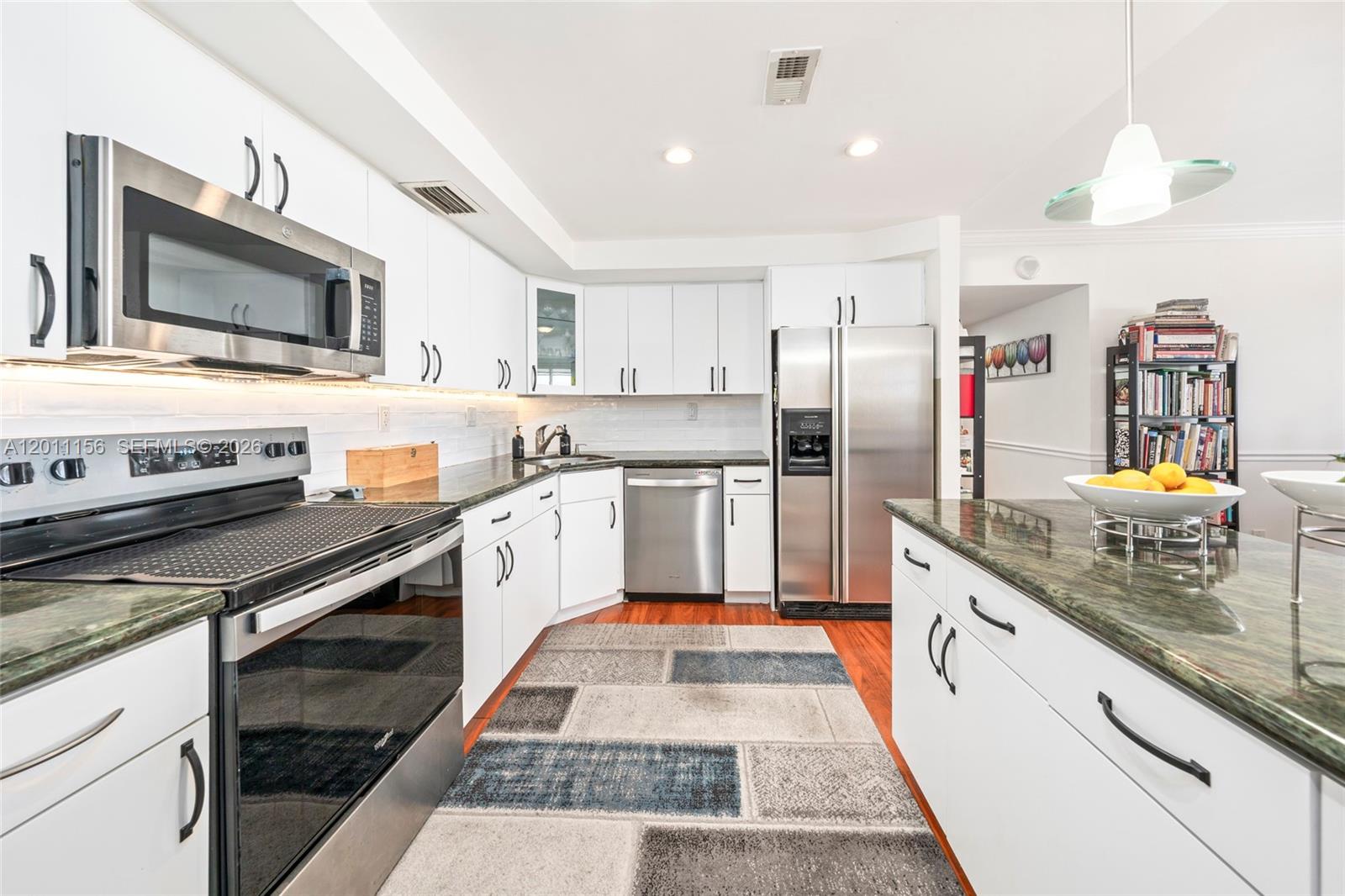 2100 Sans Souci Boulevard