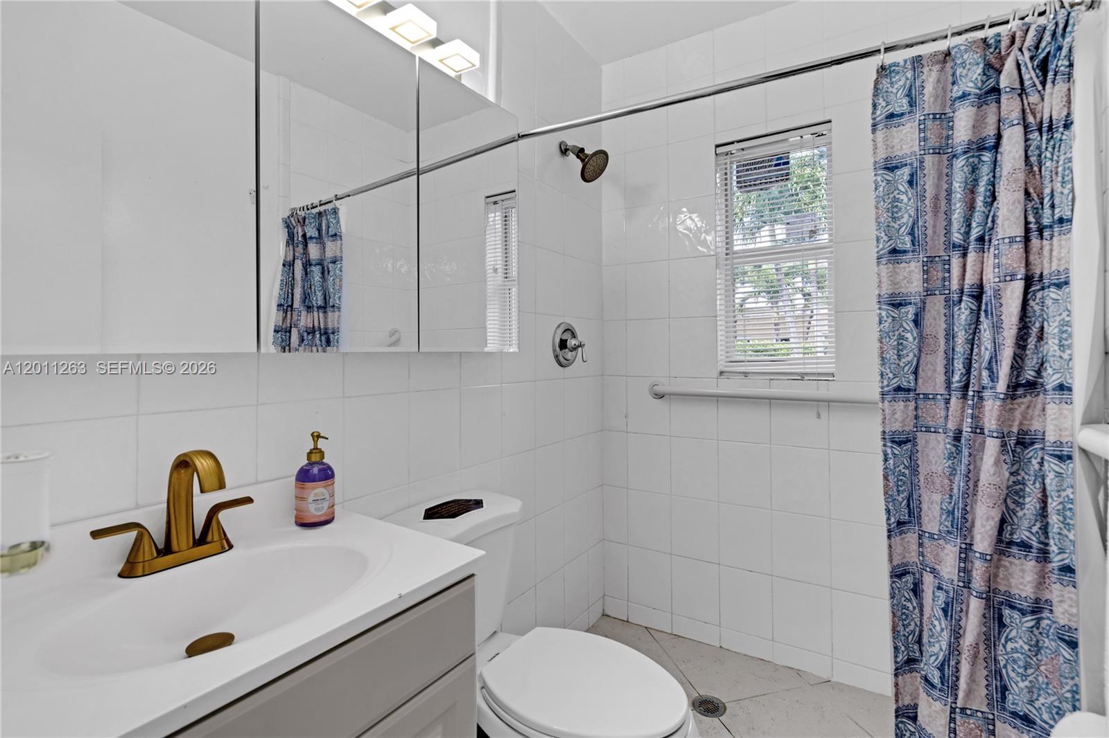 437 NE 107th Street gallery image #22