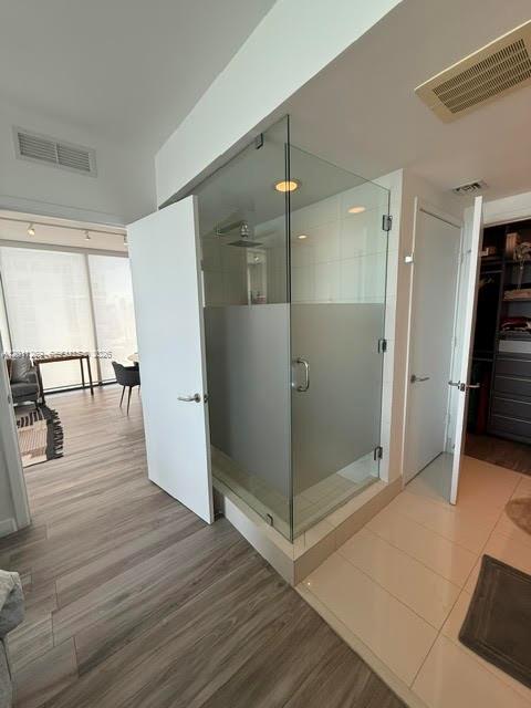 460 NE 28th Street