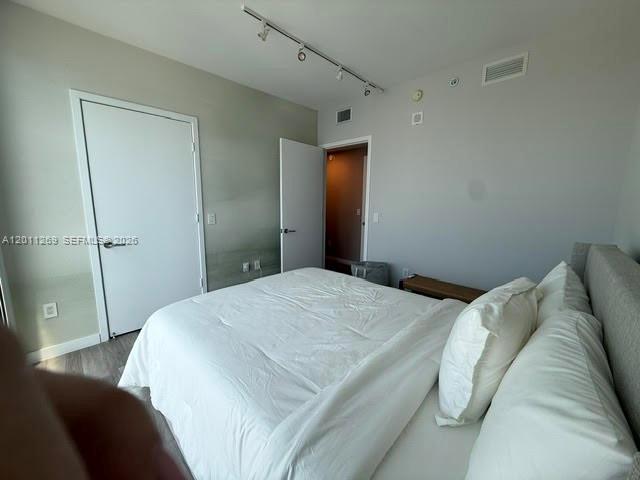 460 NE 28th Street