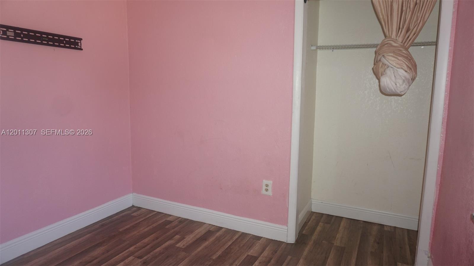 335 NW 187th Street
