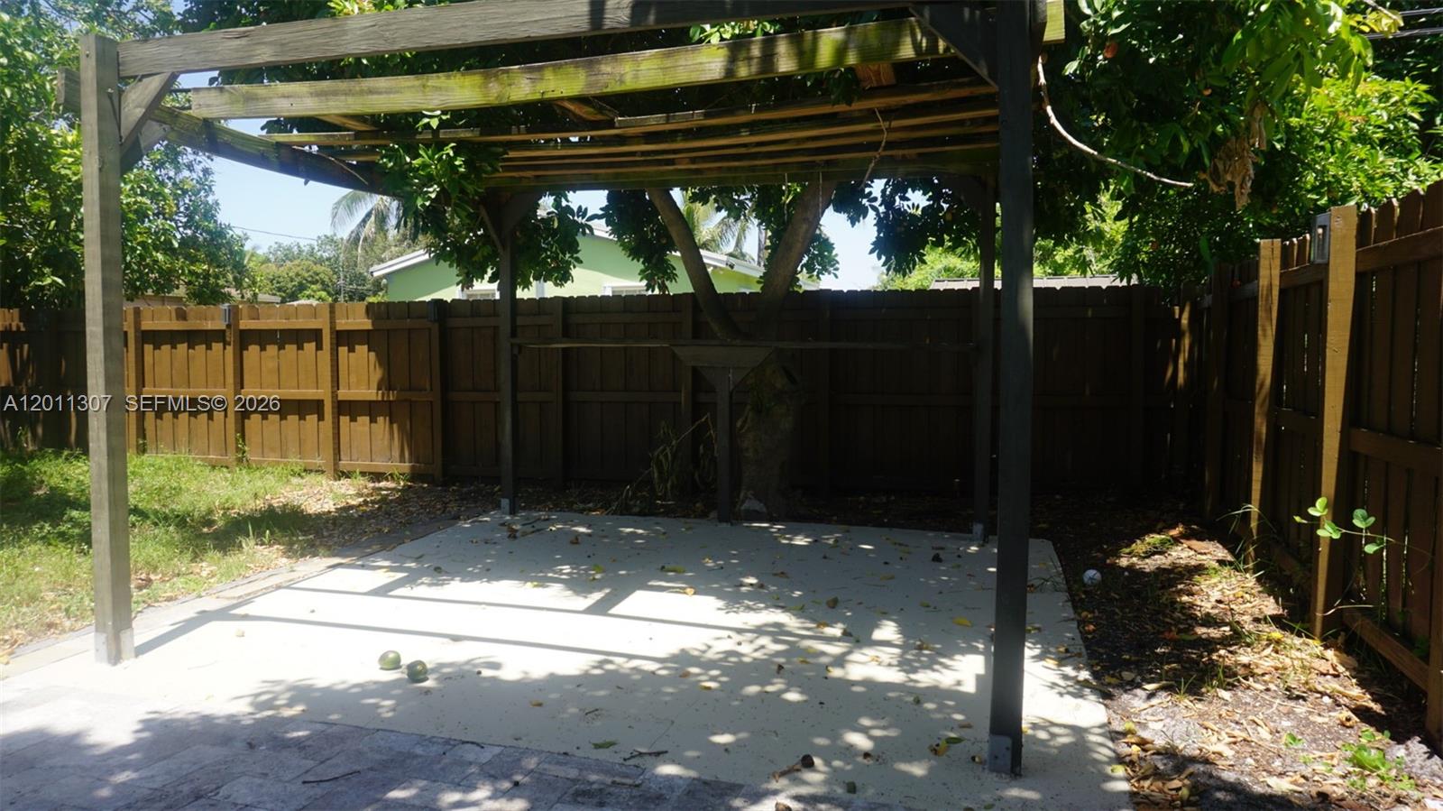 335 NW 187th Street