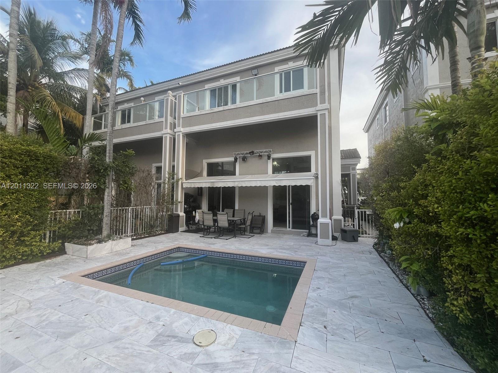 3915 NE 168th Street