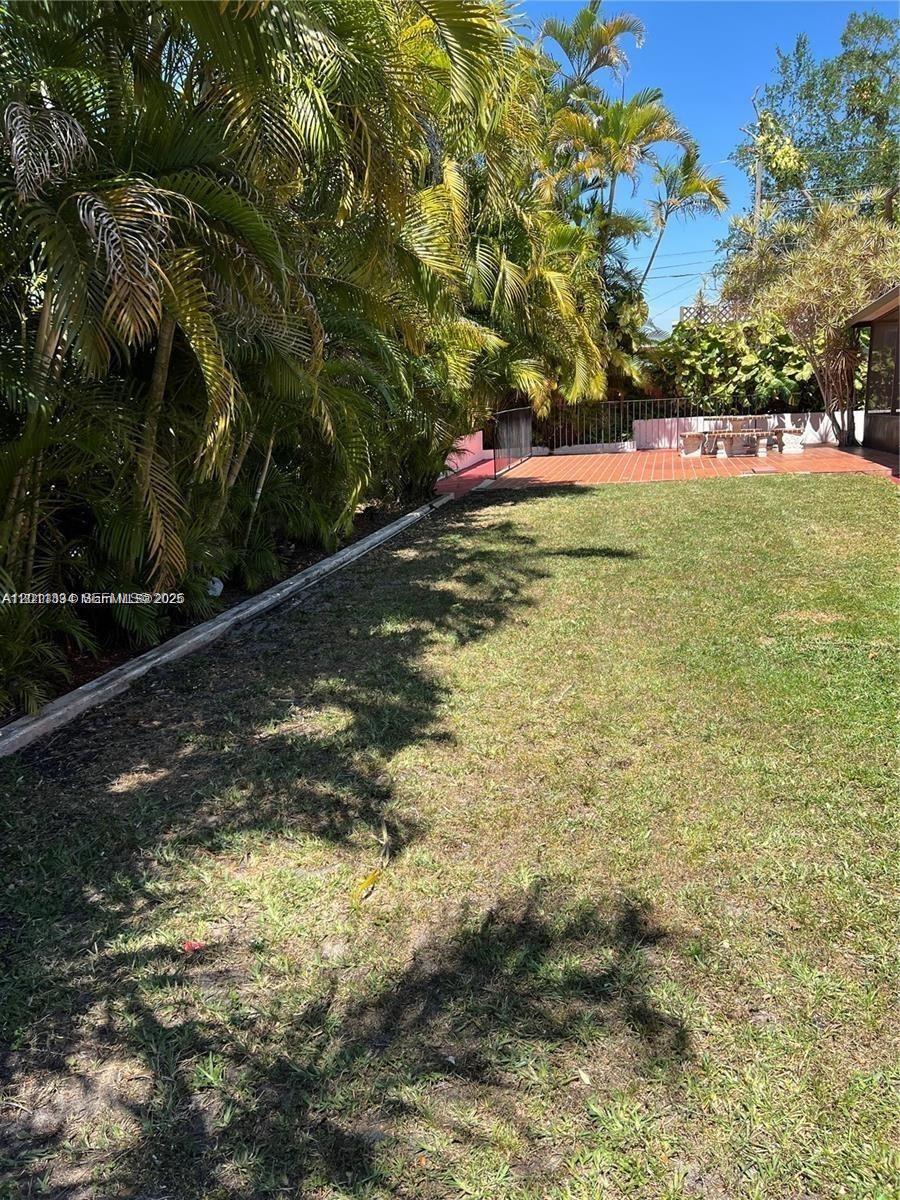 6385 SW 25th Street