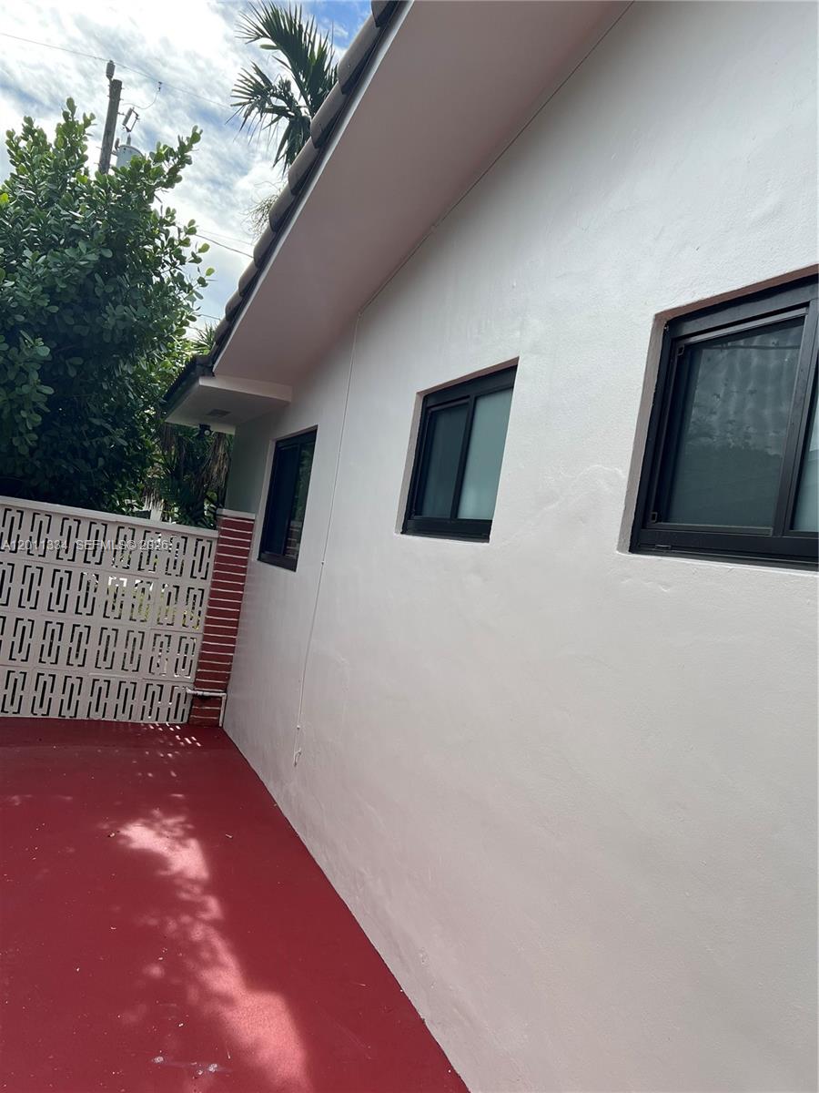 6385 SW 25th Street