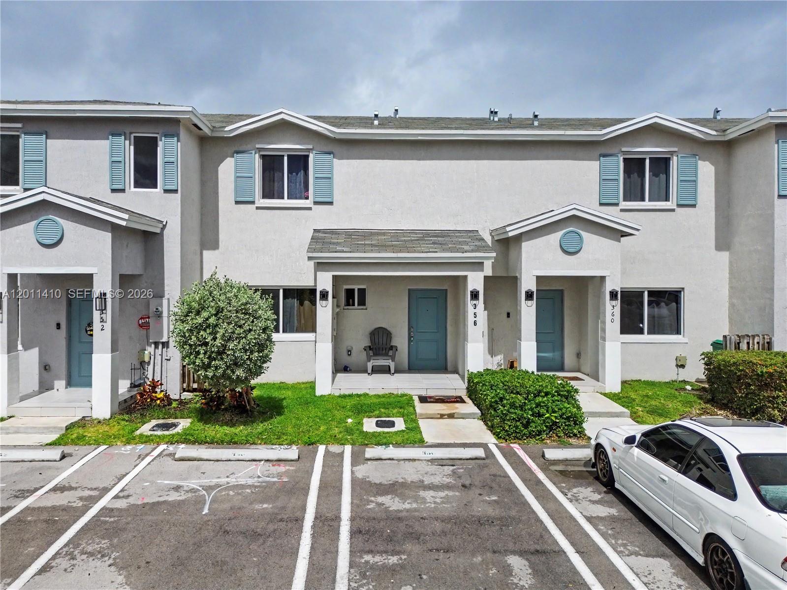 356 NW 12th Place