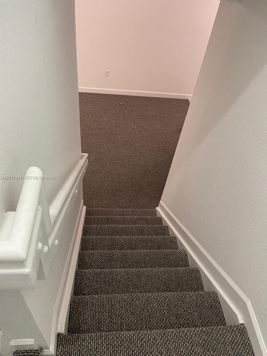 356 NW 12th Place