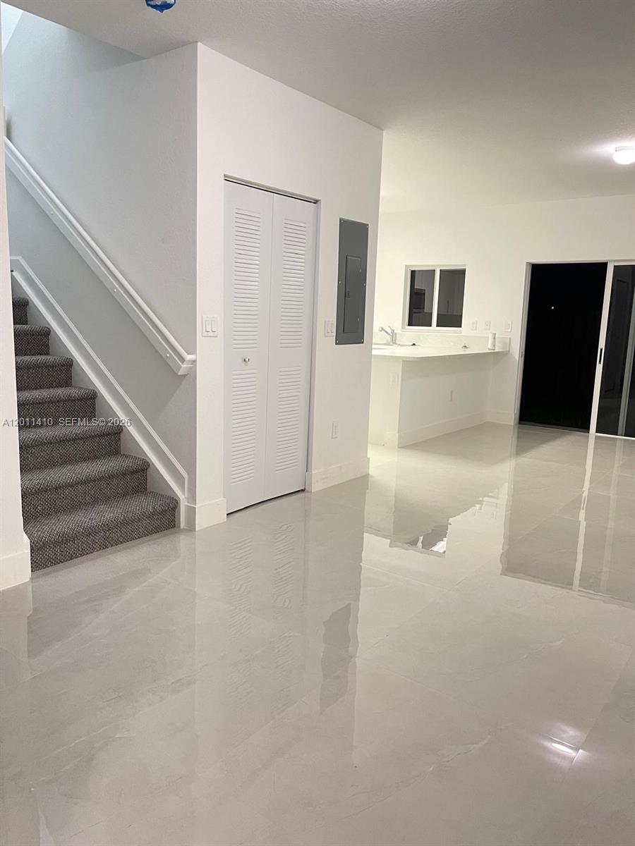 356 NW 12th Place