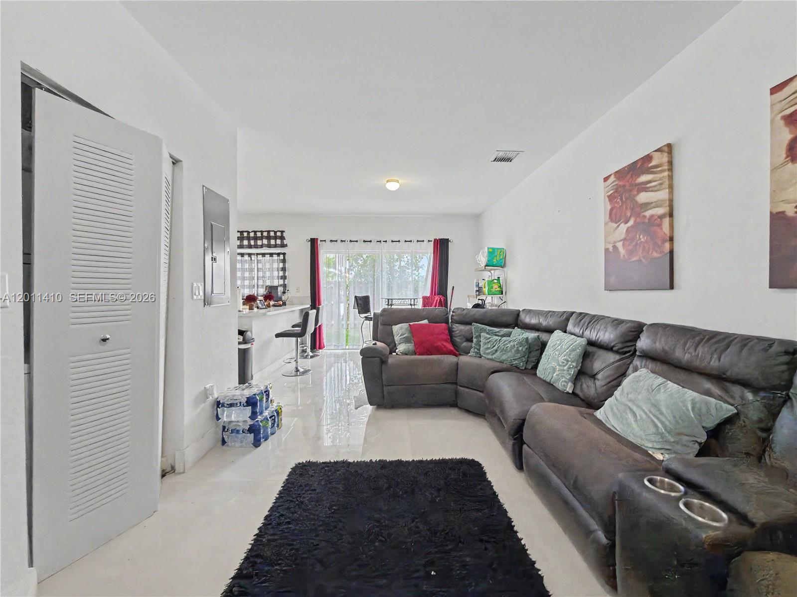 356 NW 12th Place