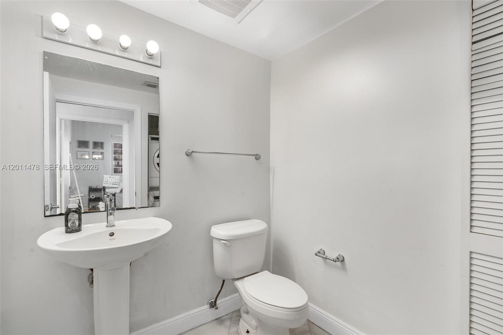601 NE 36th Street