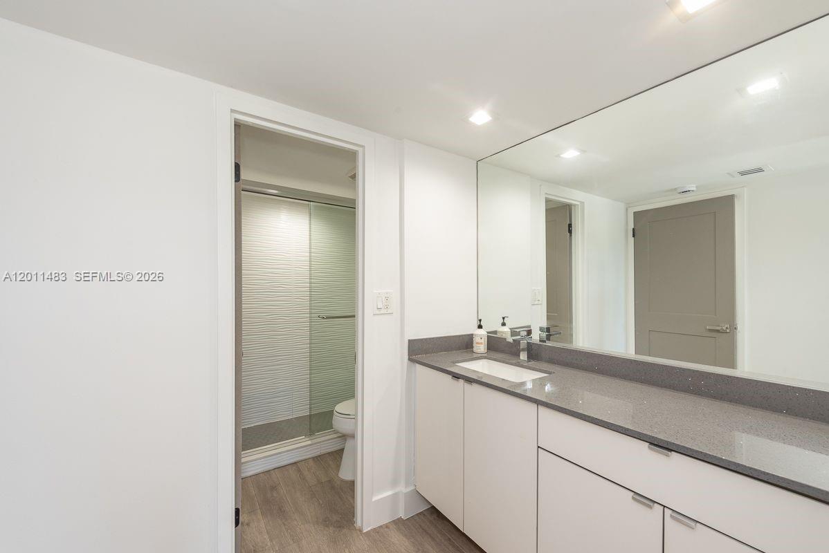 100 Bayview Drive