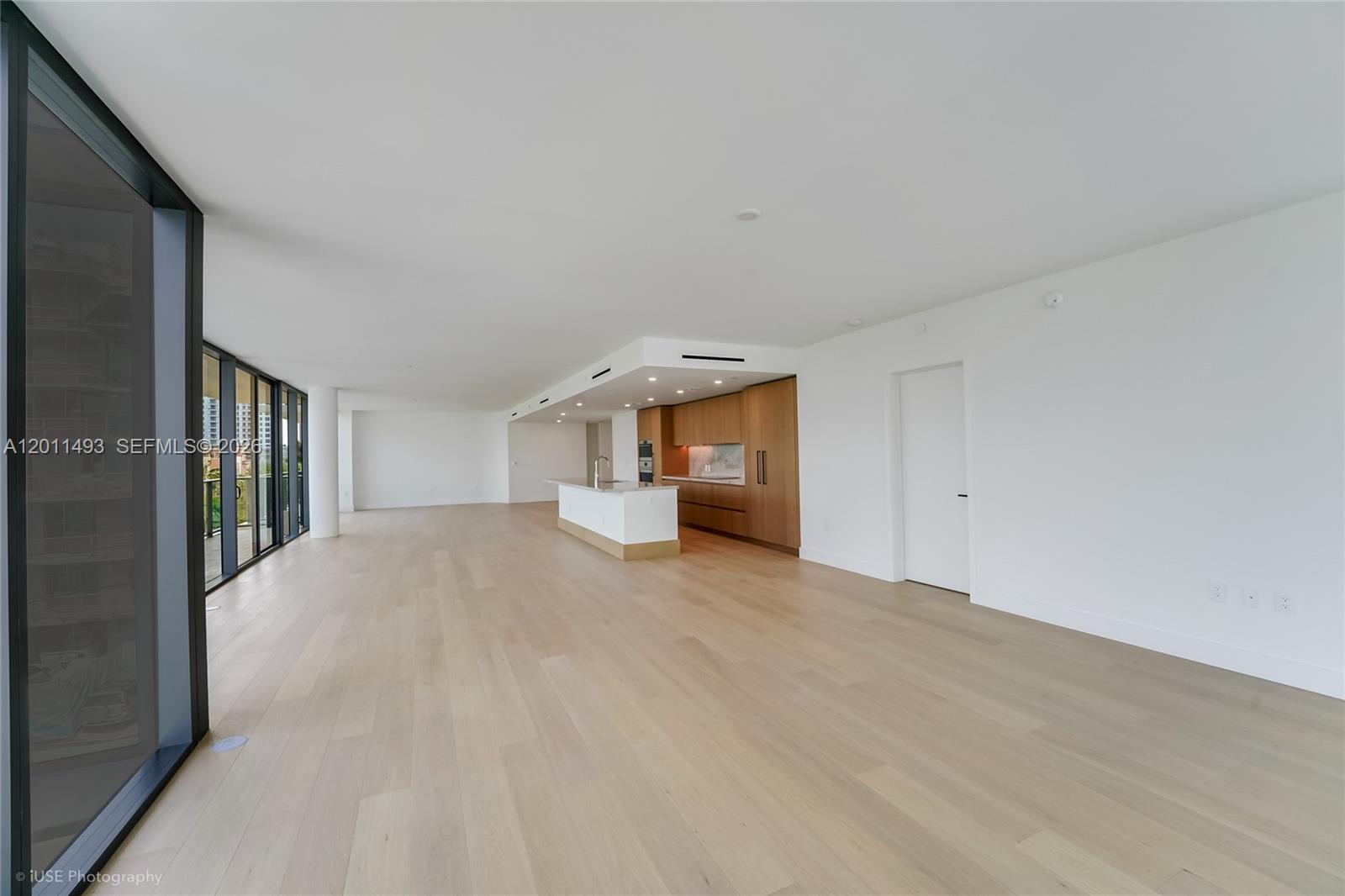 1177 Kane Concourse